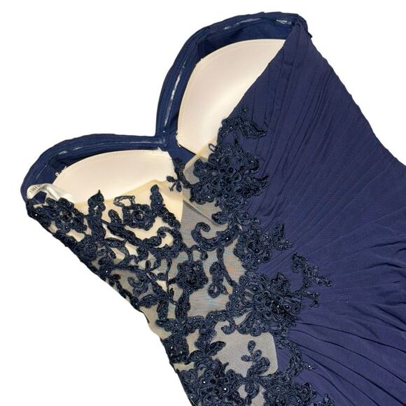 FORMAL SHERRI HILL navy blue high slit lace side sweet heart neckline gown sz 2 - Picture 4 of 8